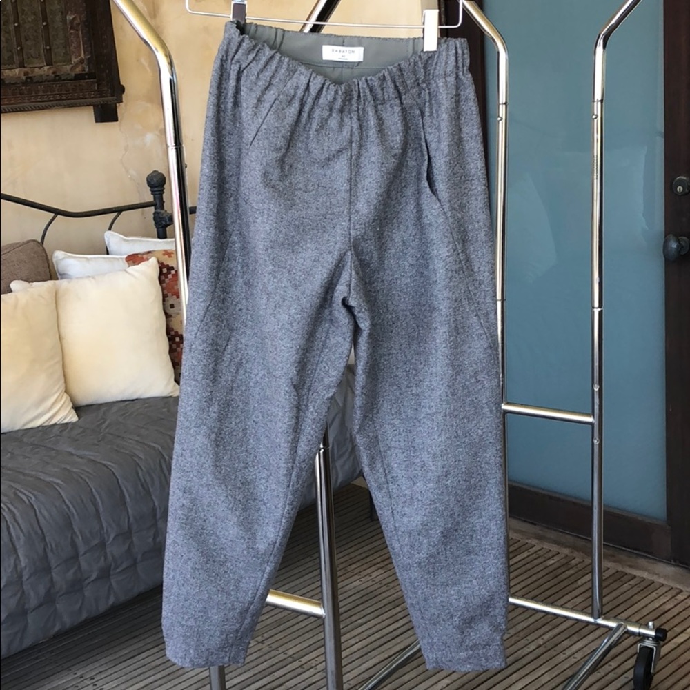 Babaton Grey cropped pants